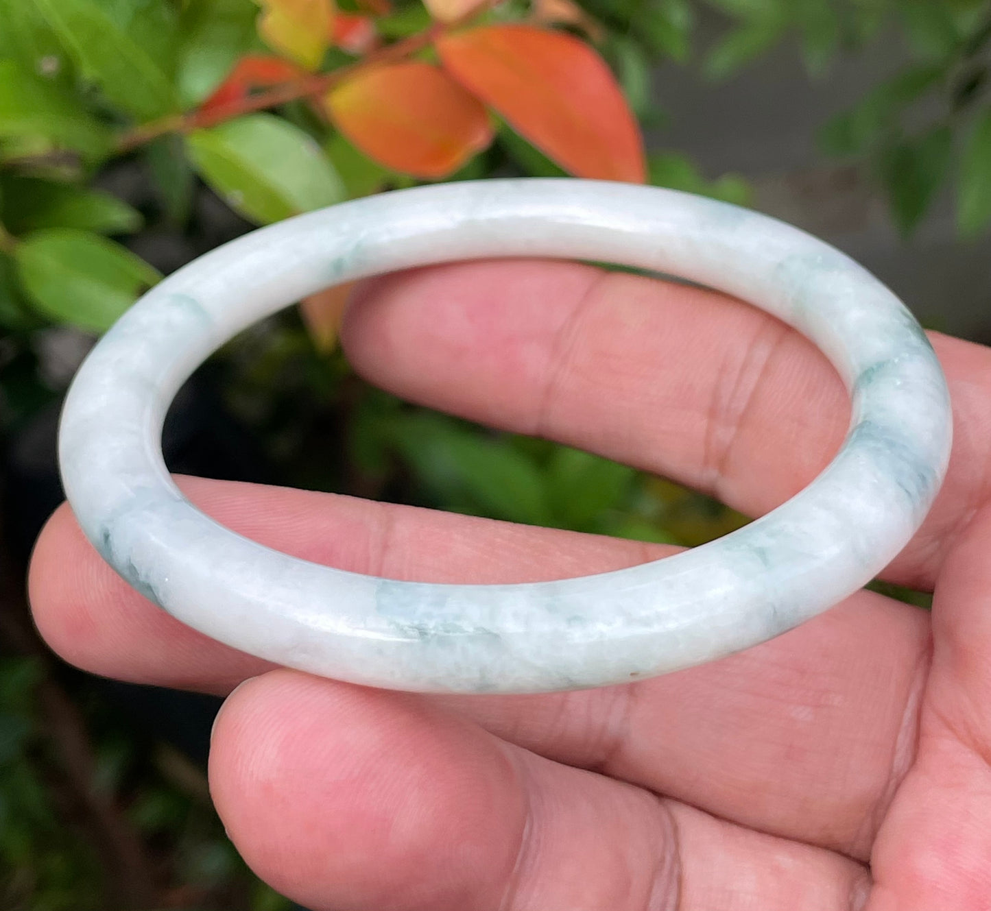 Natural Grade A Burmese Jadeite Jade Bangle – Icy Imperial Green & Milky White – Princess Cut – 59mm – JB953