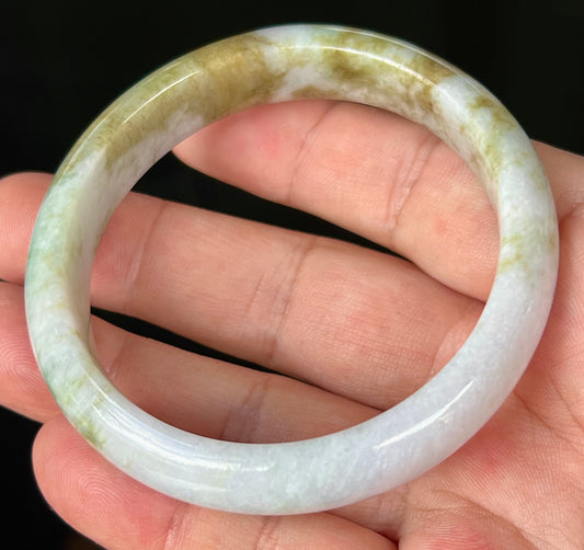 Natural Certified Burmese Jadeite Jade Bangle – Icy Milky White with Moss Green and Light Brown Hues – 58.4mm – JB535