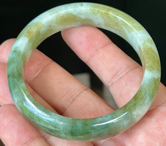 Natural Grade A Burmese Jadeite Jade Bangle – Icy Apple and Moss Green with Milky White Hue – 58.8mm – JB544