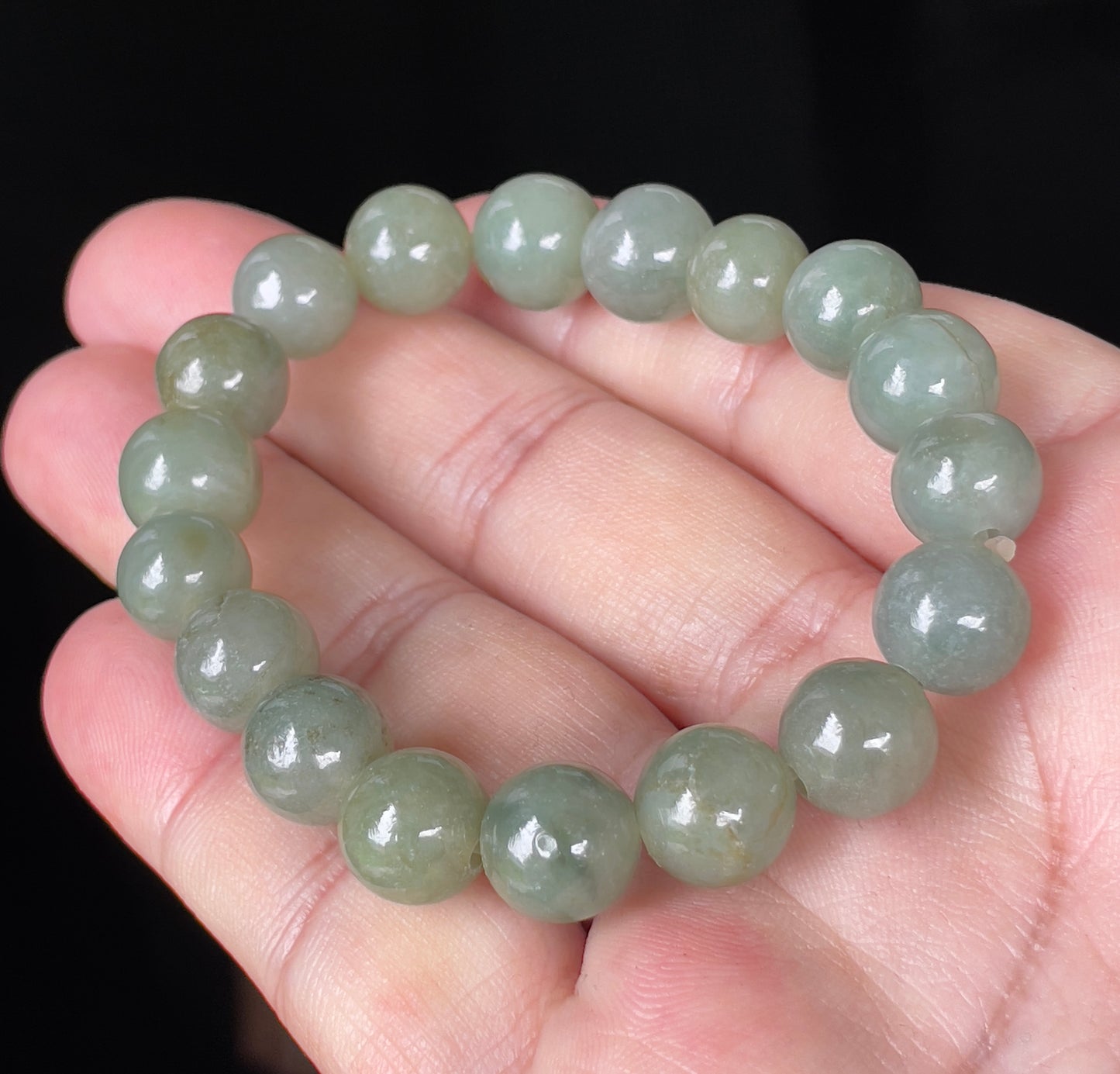 Natural Burmese Jadeite Jade Beaded Bracelet – Icy Apple Green – Hand-Shaped Round Beads – 10.3mm – JBB132