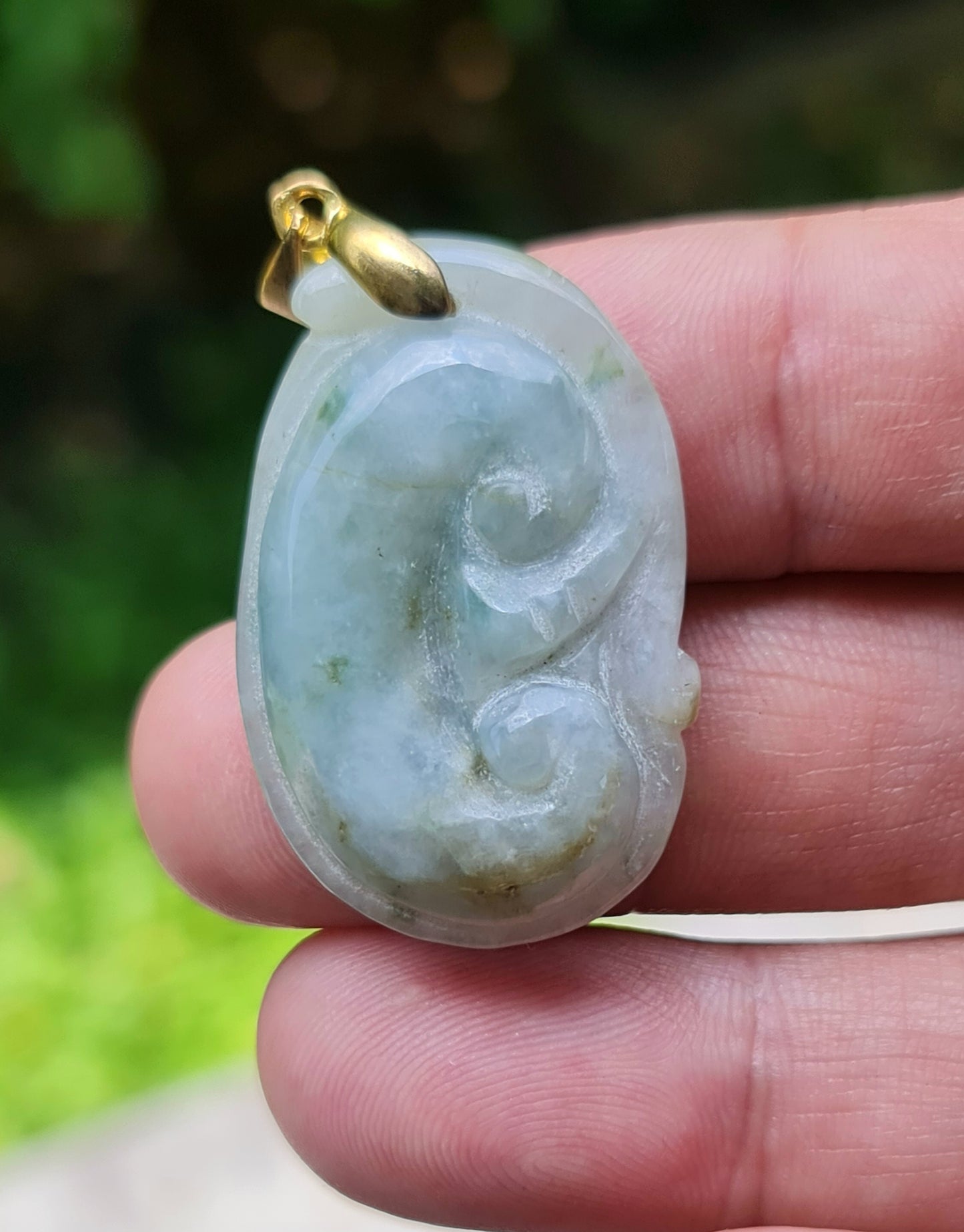 Natural Burmese Jadeite Jade Pendant – Bluish Milky White – Vintage Ruyi Swirl Motif – JOP002