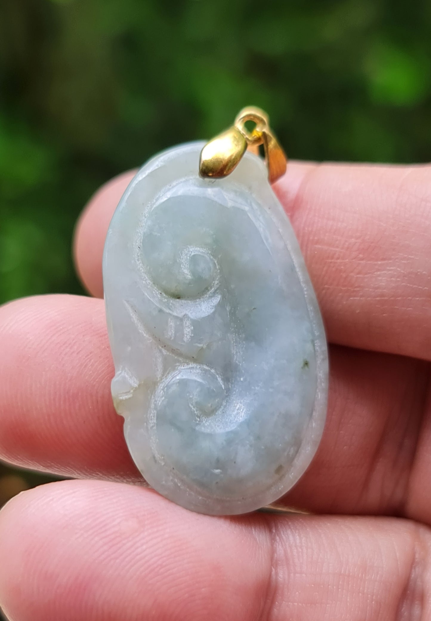 Natural Burmese Jadeite Jade Pendant – Bluish Milky White – Vintage Ruyi Swirl Motif – JOP002