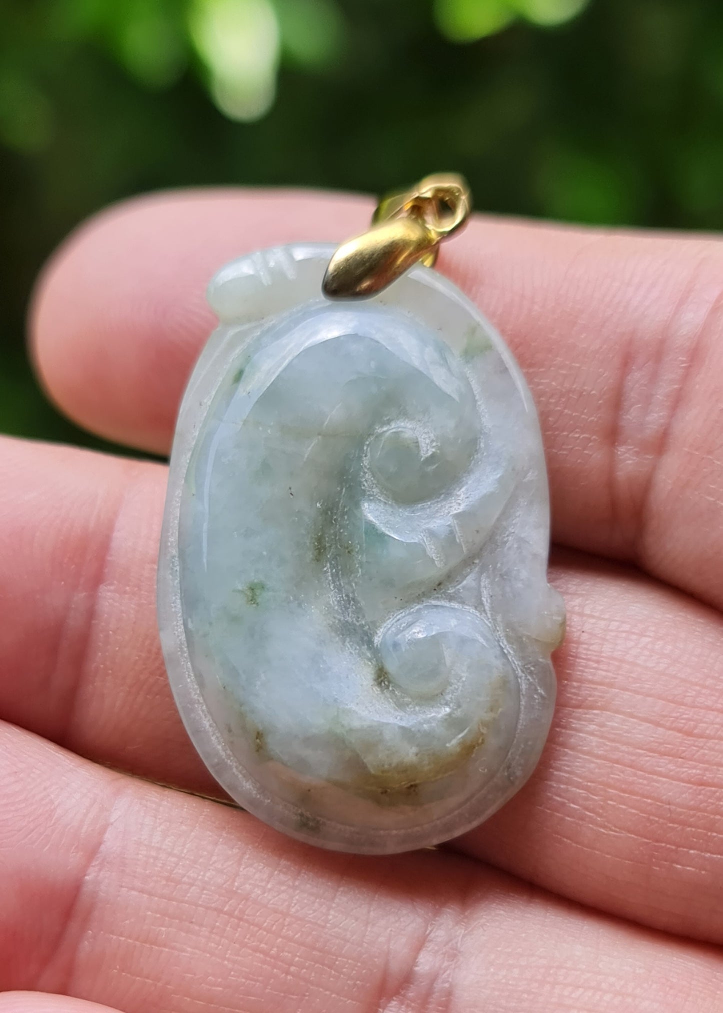 Natural Burmese Jadeite Jade Pendant – Bluish Milky White – Vintage Ruyi Swirl Motif – JOP002