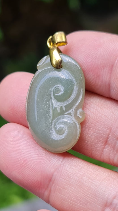 Natural Burmese Jadeite Jade Pendant – Icy Apple Green – Hand-Carved Ruyi Swirl Motif – JOP003