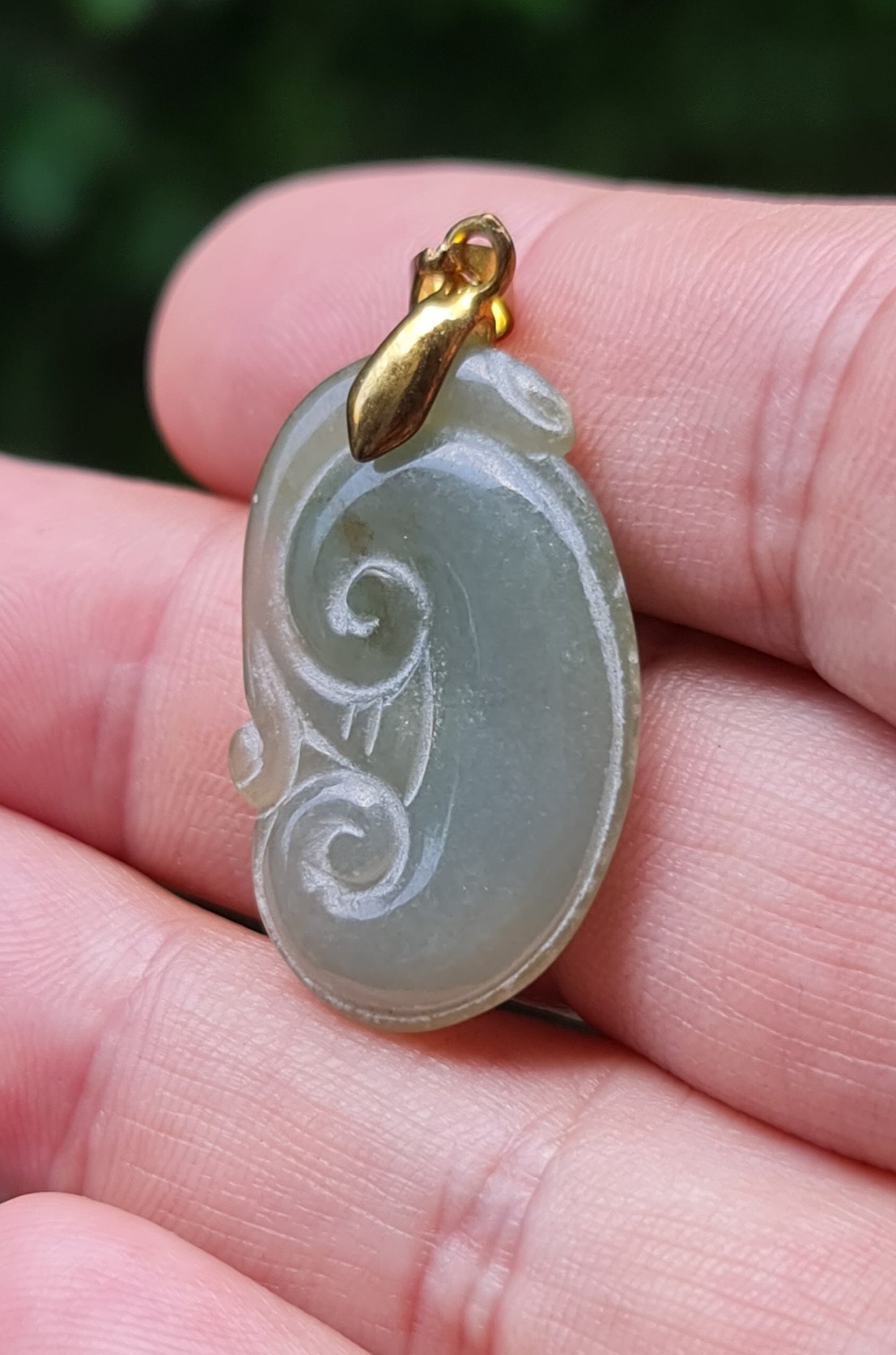Natural Burmese Jadeite Jade Pendant – Icy Apple Green – Hand-Carved Ruyi Swirl Motif – JOP003