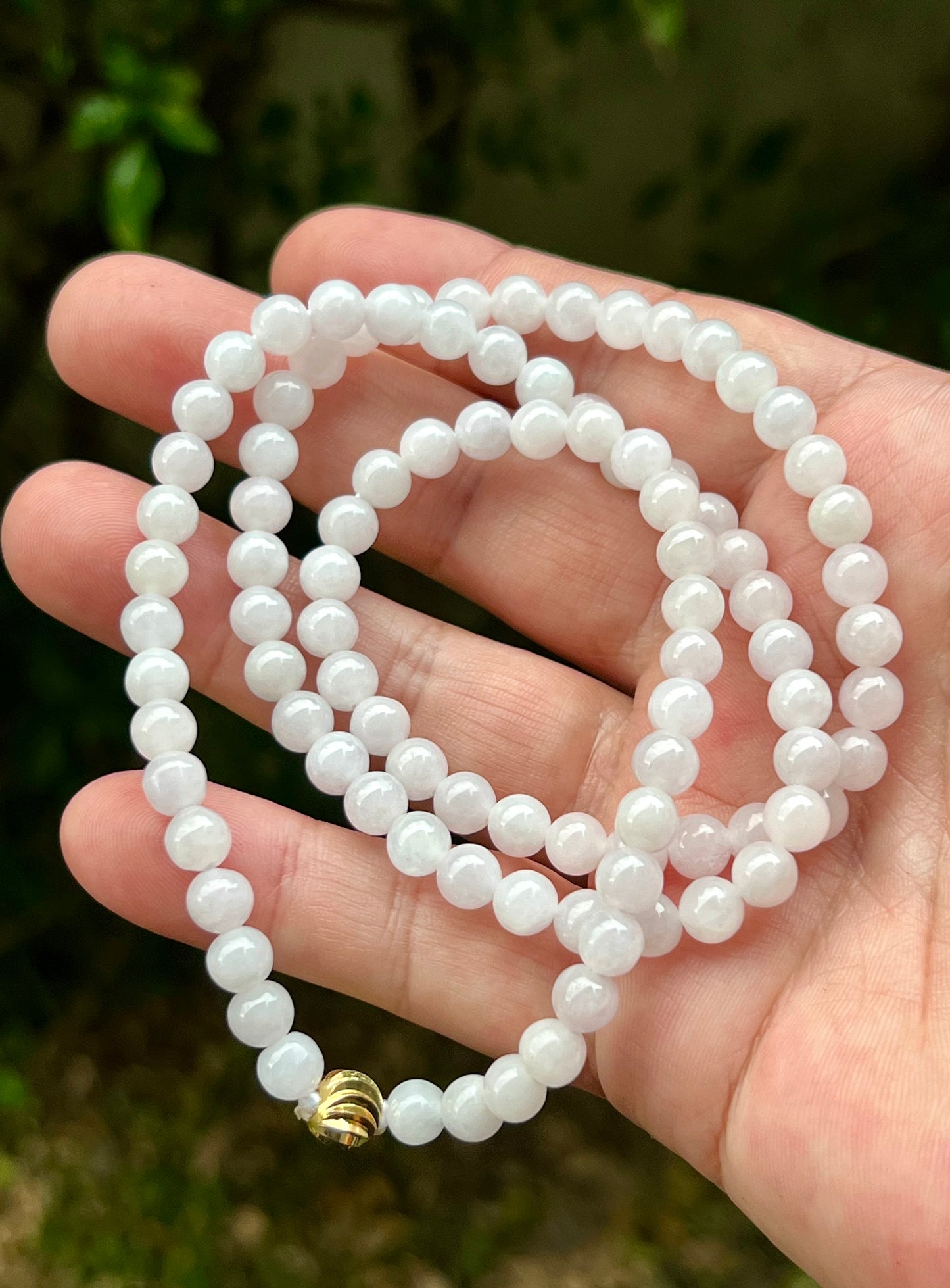 Natural Certified Grade A Burmese Jadeite Jade Beaded Necklace – Icy Milky White & Light Apple Green Hues – 6.3mm Beads – JN016