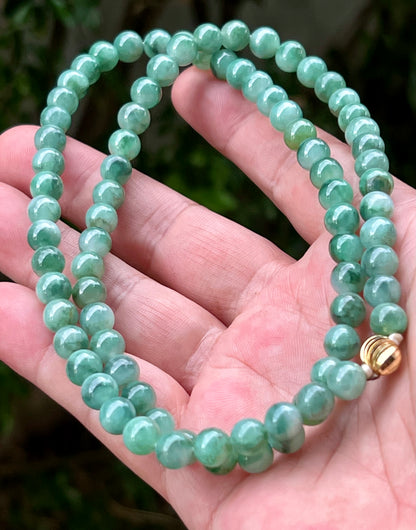 Natural Certified Grade A Burmese Jadeite Jade Beaded Necklace – Icy Imperial & Apple Green – 7.5mm Beads – JN004