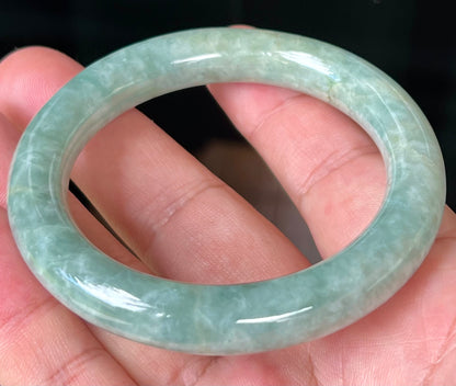 Natural Certified Burmese Jadeite Jade Bangle – Icy Apple Green with Honey and Milky White Hues – Princess Cut – 55.2mm – JB514