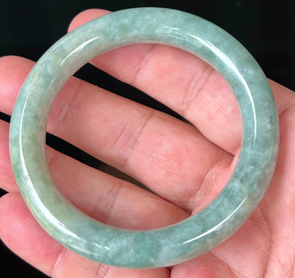 Natural Certified Burmese Jadeite Jade Bangle – Icy Apple Green with Honey and Milky White Hues – Princess Cut – 55.2mm – JB514