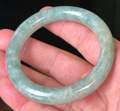 Natural Certified Burmese Jadeite Jade Bangle – Icy Apple Green with Honey and Milky White Hues – Princess Cut – 55.2mm – JB514