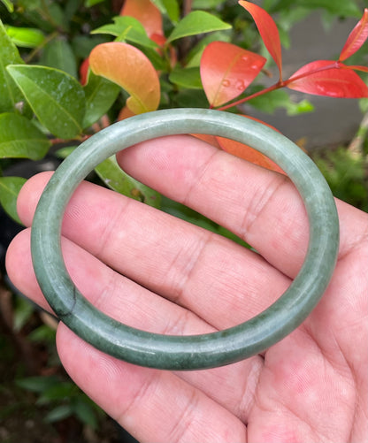 Natural Burmese Jadeite Jade Bangle – Icy Apple & Moss Green – Princess Cut – 60.8mm – JB944