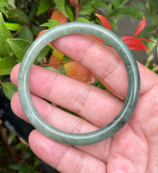 Natural Burmese Jadeite Jade Bangle – Icy Apple & Moss Green – Princess Cut – 60.8mm – JB944