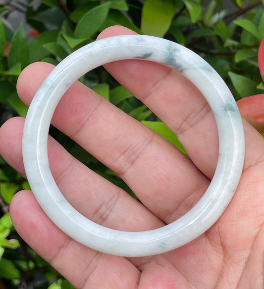 Natural Grade A Burmese Jadeite Jade Bangle – Icy Milky White & Imperial Green – Princess Cut – 59mm – JB955