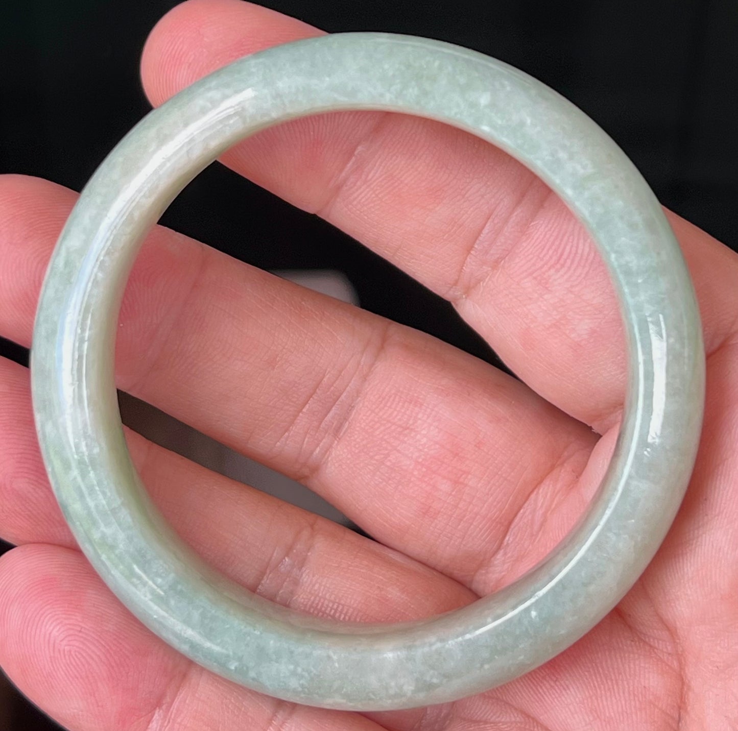 Natural Certified Burmese Jadeite Jade Bangle – Icy Apple Green with Milky White Tones – 55mm – JB518