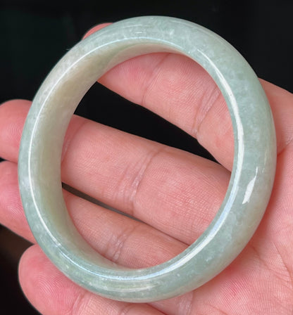 Natural Certified Burmese Jadeite Jade Bangle – Icy Apple Green with Milky White Tones – 55mm – JB518