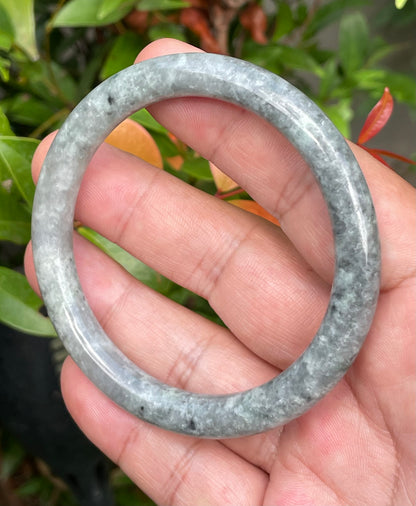 Natural Burmese Jadeite Jade Bangle – Icy Grayish Black & Milky White – Princess Cut – 59.2mm – JB945