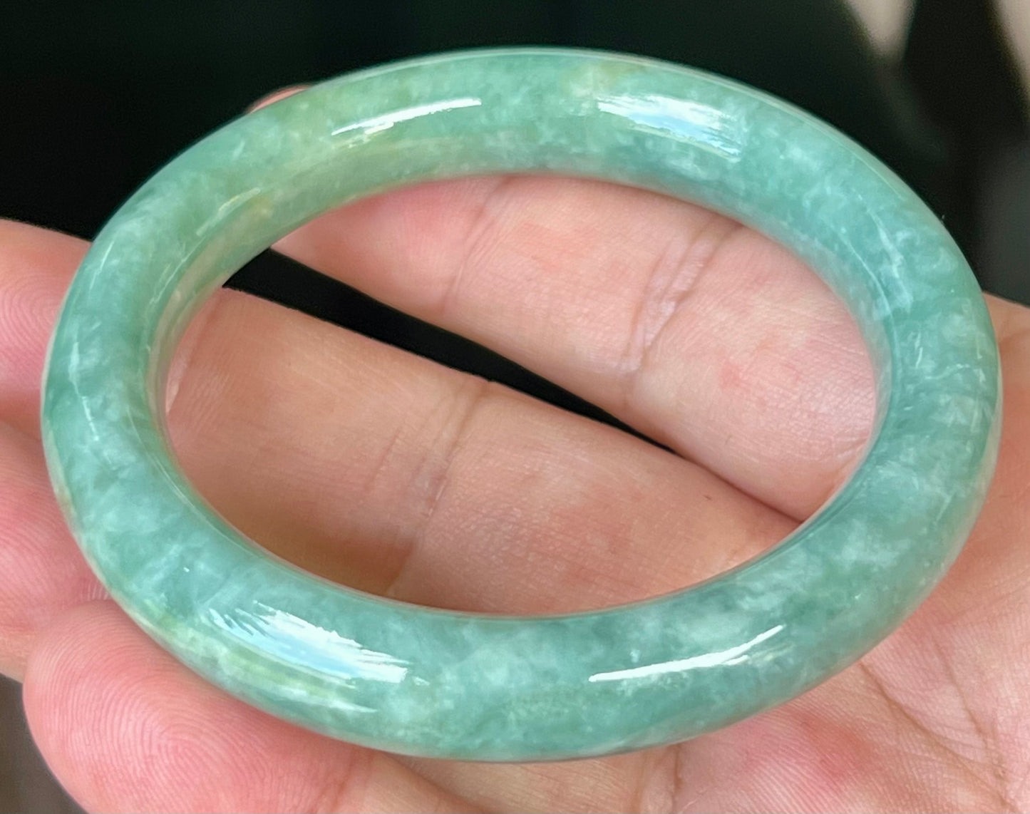 Natural Certified Burmese Jadeite Jade Bangle – Icy Apple Green with Milky White – Princess Cut – 55.4mm – JB524