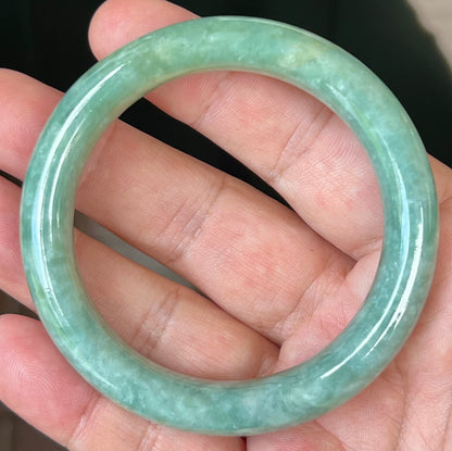 Natural Certified Burmese Jadeite Jade Bangle – Icy Apple Green with Milky White – Princess Cut – 55.4mm – JB524