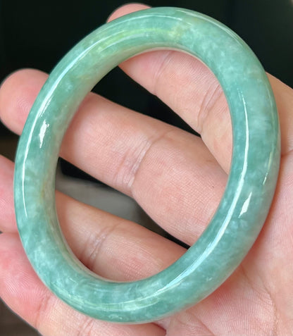 Natural Certified Burmese Jadeite Jade Bangle – Icy Apple Green with Milky White – Princess Cut – 55.4mm – JB524