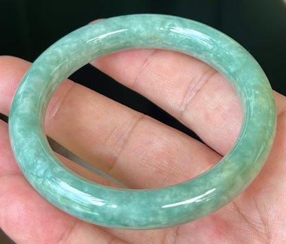 Natural Certified Burmese Jadeite Jade Bangle – Icy Apple Green with Milky White – Princess Cut – 55.4mm – JB524