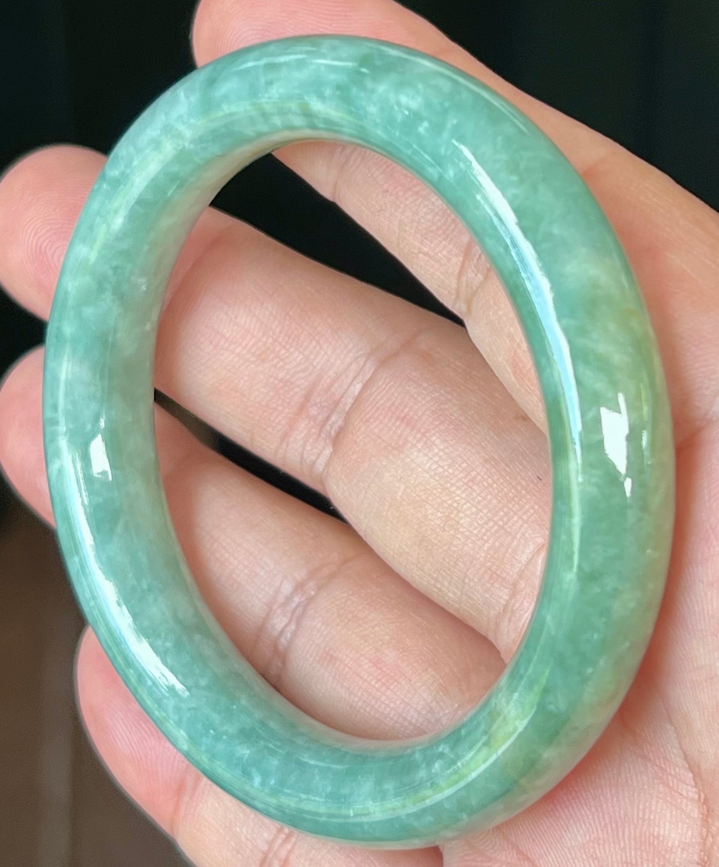 Natural Certified Burmese Jadeite Jade Bangle – Icy Apple Green with Milky White – Princess Cut – 55.4mm – JB524