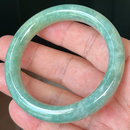 Natural Certified Burmese Jadeite Jade Bangle – Icy Apple Green with Milky White – Princess Cut – 55.4mm – JB524