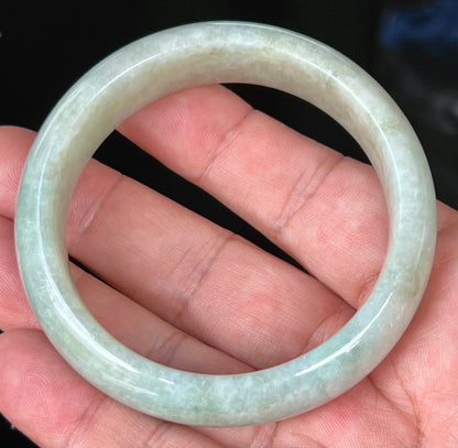 Natural Certified Burmese Jadeite Jade Bangle – Spicy Apple Green with Milky White – 56.8mm – JB537