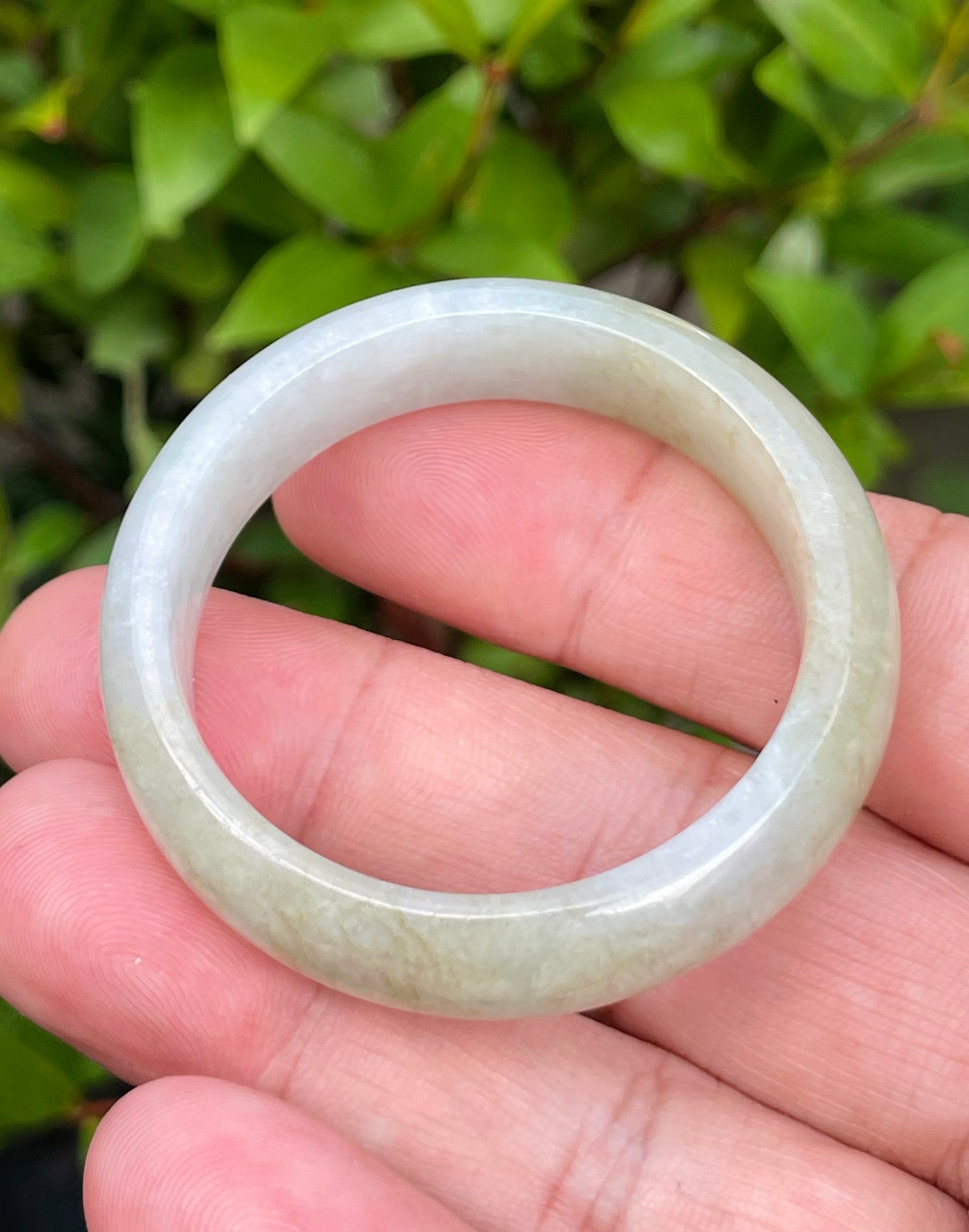 Natural Burmese Jadeite Jade Bangle – Icy Milky White with Greyish & Moss Green Hues – 40.5mm – JB888