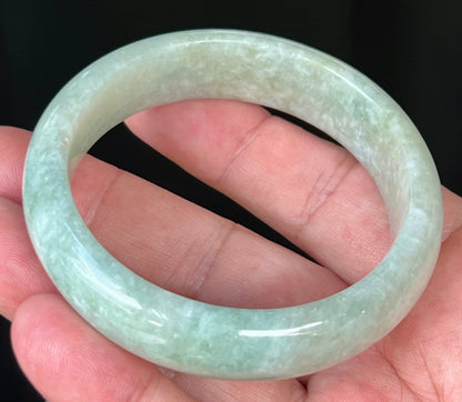 Natural Certified Burmese Jadeite Jade Bangle – Spicy Apple Green with Milky White – 56.8mm – JB537