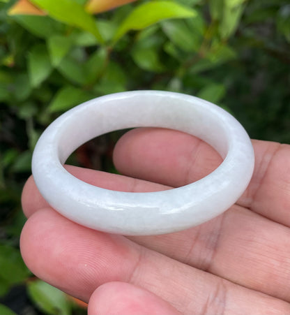 Natural Burmese Jadeite Jade Bangle – Icy Milky White with Light Lavender & Apple Green Hues – 41.2mm – JB889