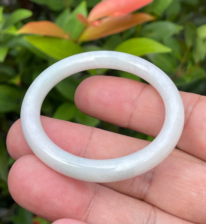 Natural Burmese Jadeite Jade Bangle – Icy Milky White with Light Lavender & Apple Green Hues – Princess Cut – 42.5mm – JB886