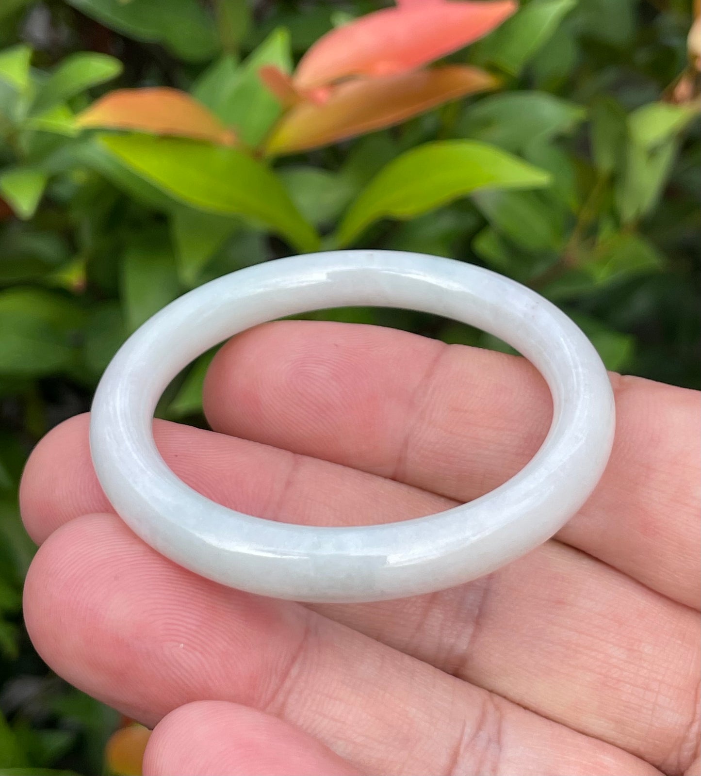 Natural Burmese Jadeite Jade Bangle – Icy Milky White with Light Lavender & Apple Green Hues – Princess Cut – 42.5mm – JB886