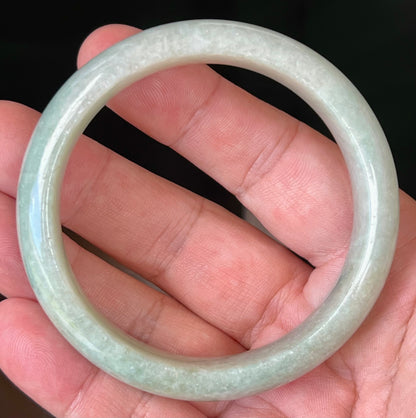 Natural Certified Burmese Jadeite Jade Bangle – Icy Apple Green and Milky White Hues – 58.3mm – JB548