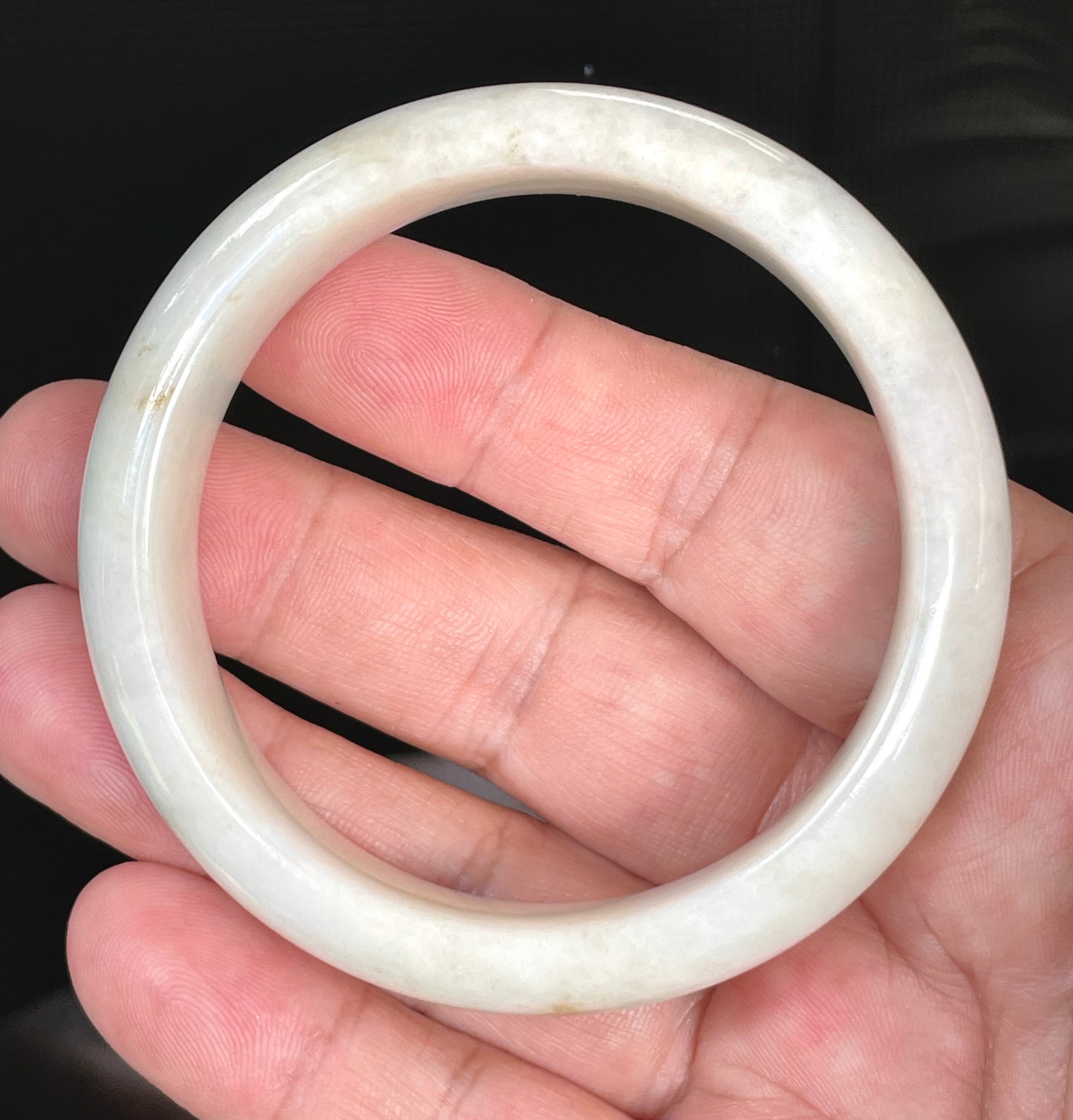 Natural Certified Burmese Jadeite Jade Bangle – Icy Milky White with Light Yellow & Honey Hues – 57.4mm – JB805