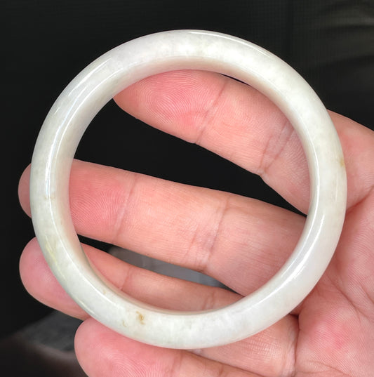 Natural Grade A Certified Burmese Jadeite Jade Bangle – Icy Milky White with Light Yellow & Honey Hues – 57.4mm – JB805