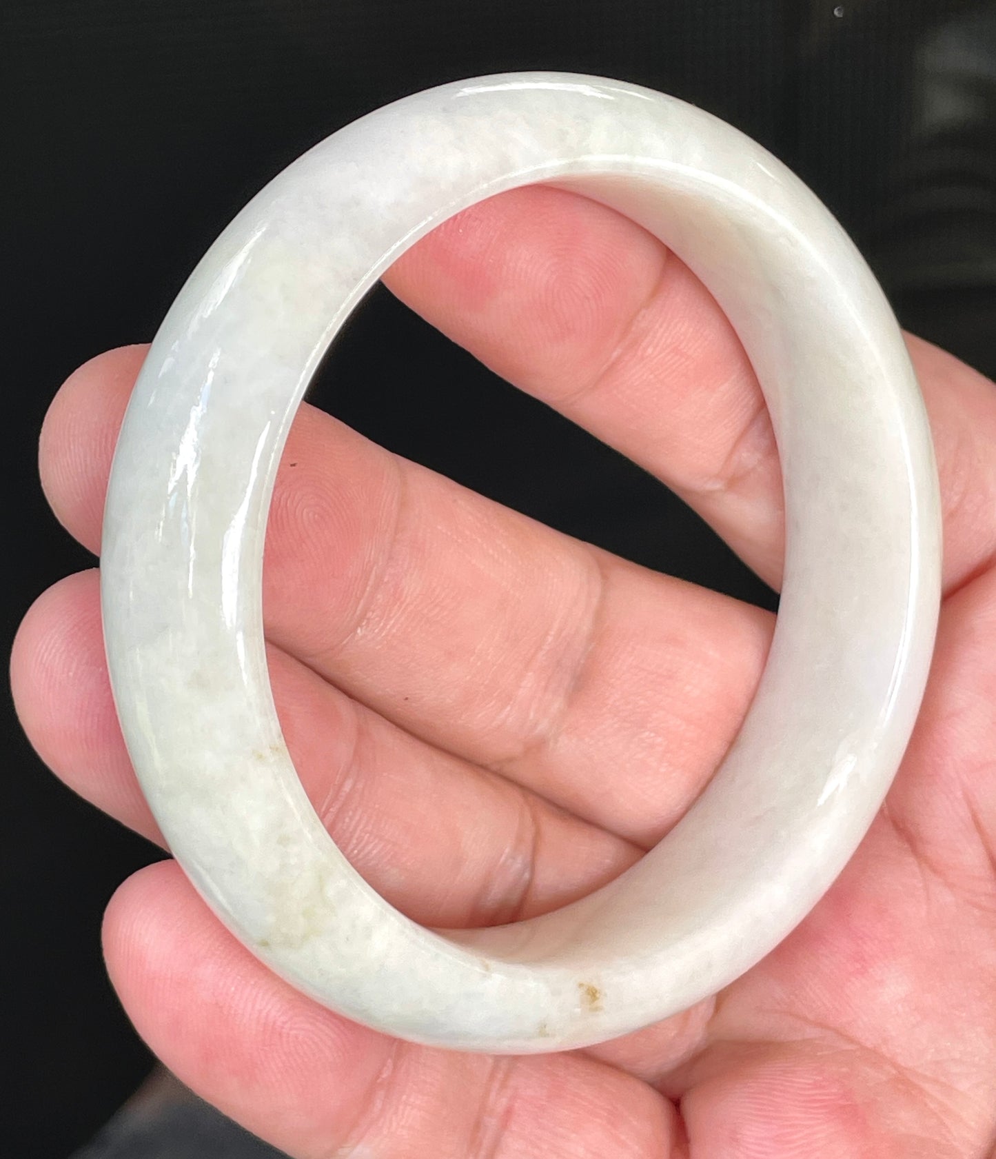 Natural Certified Burmese Jadeite Jade Bangle – Icy Milky White with Light Yellow & Honey Hues – 57.4mm – JB805