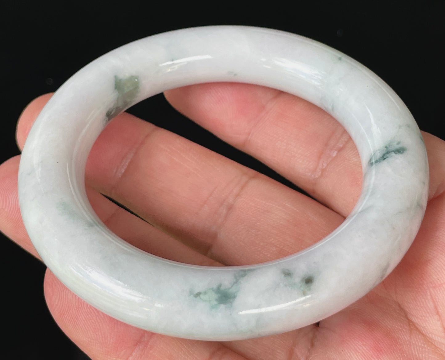 Natural Certified Burmese Jadeite Jade Bangle – Icy Milky White with Imperial Green – Princess Cut – 52.6mm – JB878