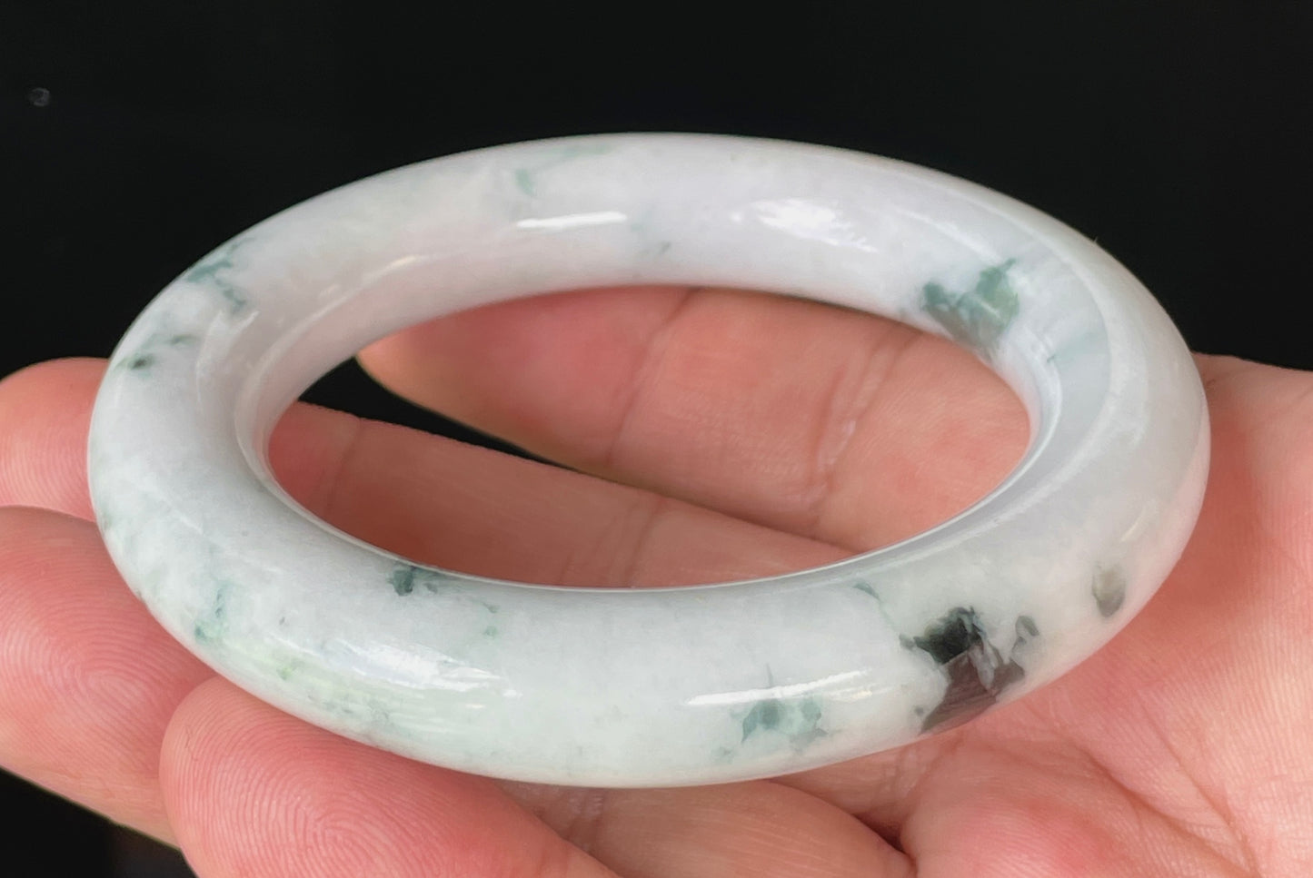 Natural Certified Burmese Jadeite Jade Bangle – Icy Milky White with Imperial Green – Princess Cut – 52.6mm – JB878