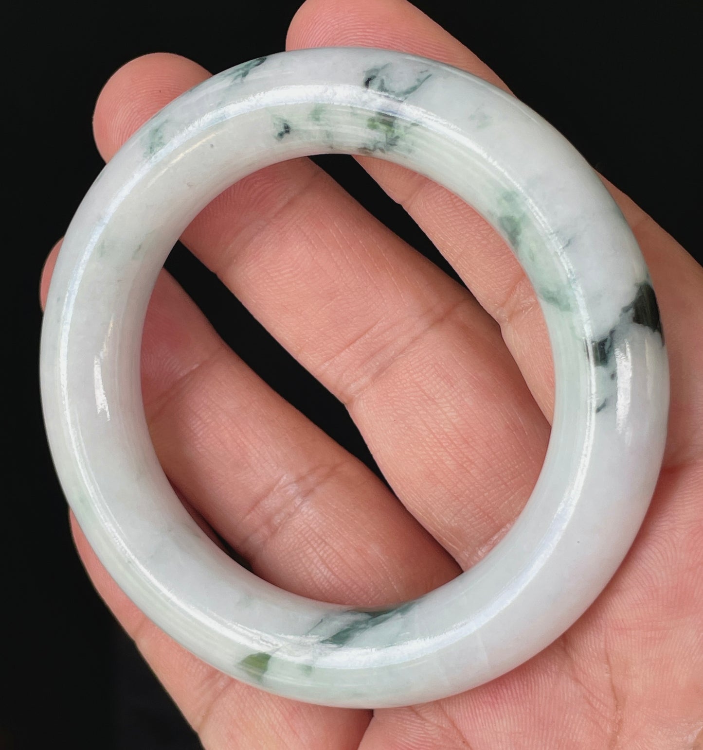 Natural Certified Burmese Jadeite Jade Bangle – Icy Milky White with Imperial Green – Princess Cut – 52.6mm – JB878