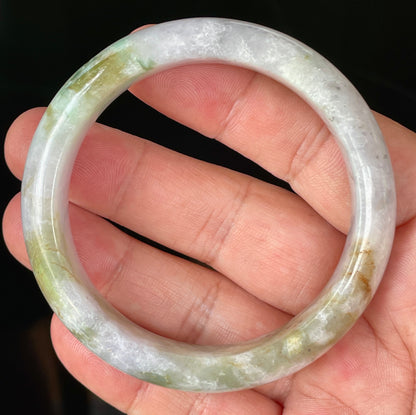 Natural Certified Burmese Jadeite Jade Bangle – Icy Milky White, Grayish, Apple Green & Black – 56.6mm – JB874