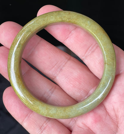 Natural Certified Burmese Jadeite Jade Bangle – Moss & Apple Green with Brown Hues – 52.4mm – JB872