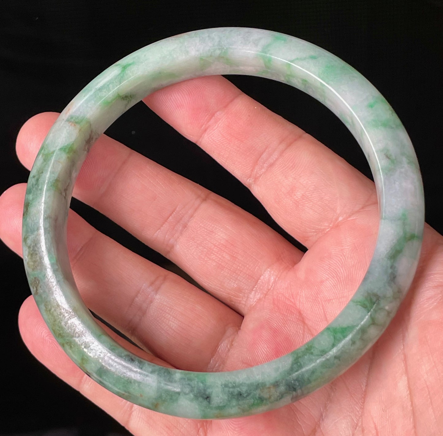 Natural Certified Burmese Jadeite Jade Bangle – Icy Imperial & Apple Green with Greyish Milky White Hues – Floral Design – 77mm – JB933