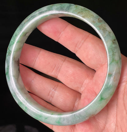 Natural Certified Burmese Jadeite Jade Bangle – Icy Imperial & Apple Green with Greyish Milky White Hues – Floral Design – 77mm – JB933