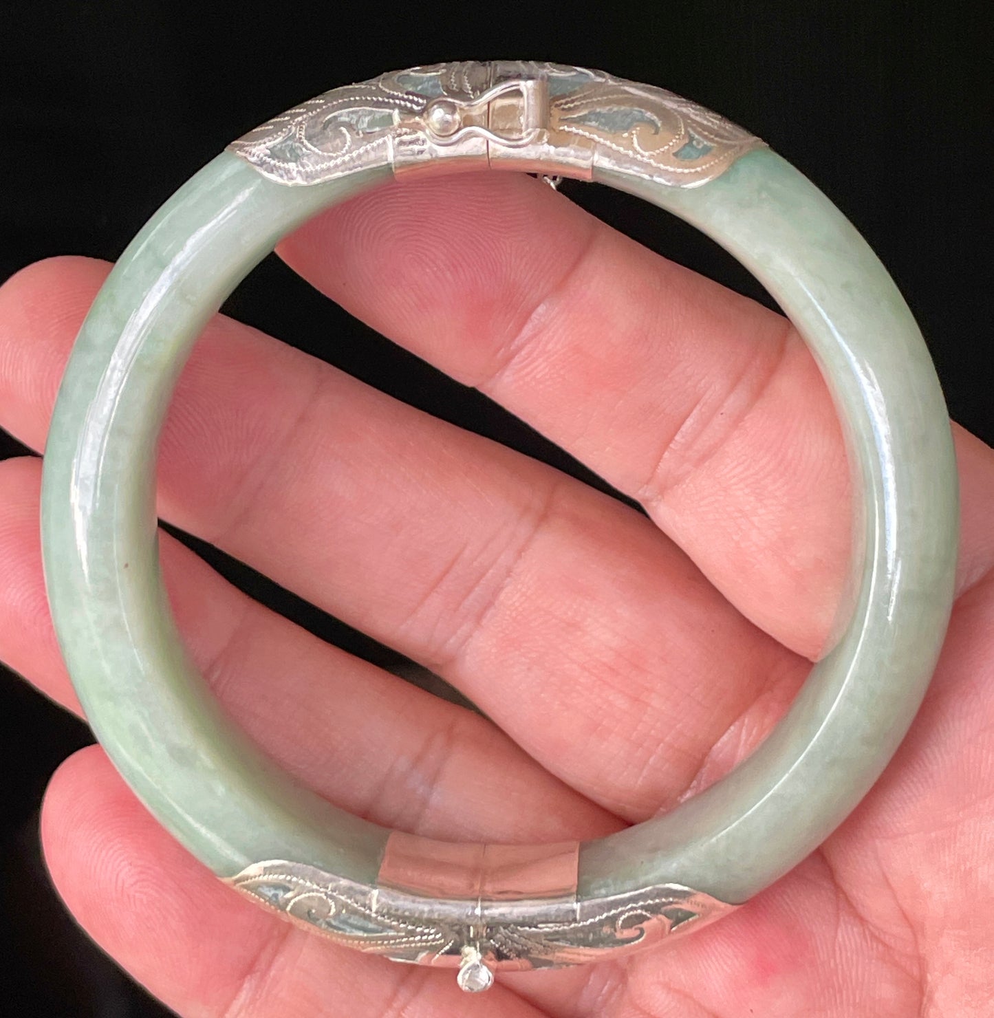 Natural Certified Burmese Jadeite Jade Bangle – Icy Apple Green – Adjustable 92.5 Silver Clasp – 60.3mm – JB936