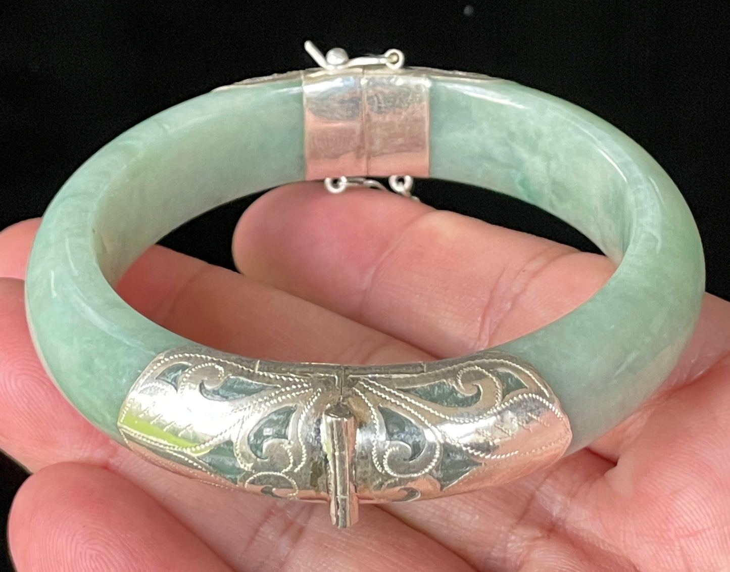 Natural Certified Burmese Jadeite Jade Bangle – Icy Apple Green – Adjustable 92.5 Silver Clasp – 60.3mm – JB936