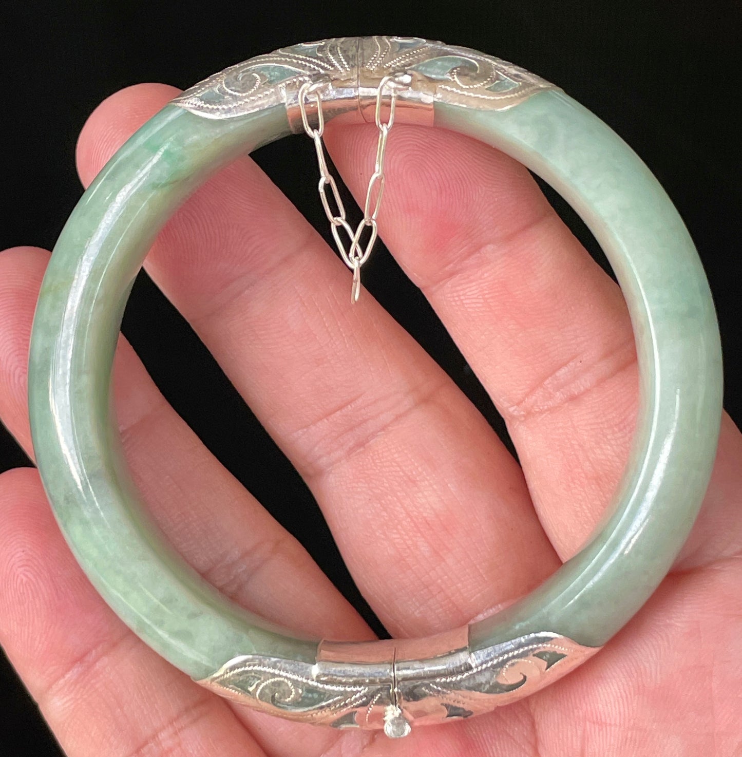Natural Certified Burmese Jadeite Jade Bangle – Icy Apple Green – Adjustable 92.5 Silver Clasp – 60.3mm – JB936