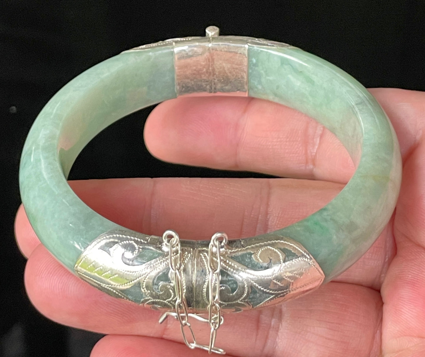 Natural Certified Burmese Jadeite Jade Bangle – Icy Apple Green – Adjustable 92.5 Silver Clasp – 60.3mm – JB936