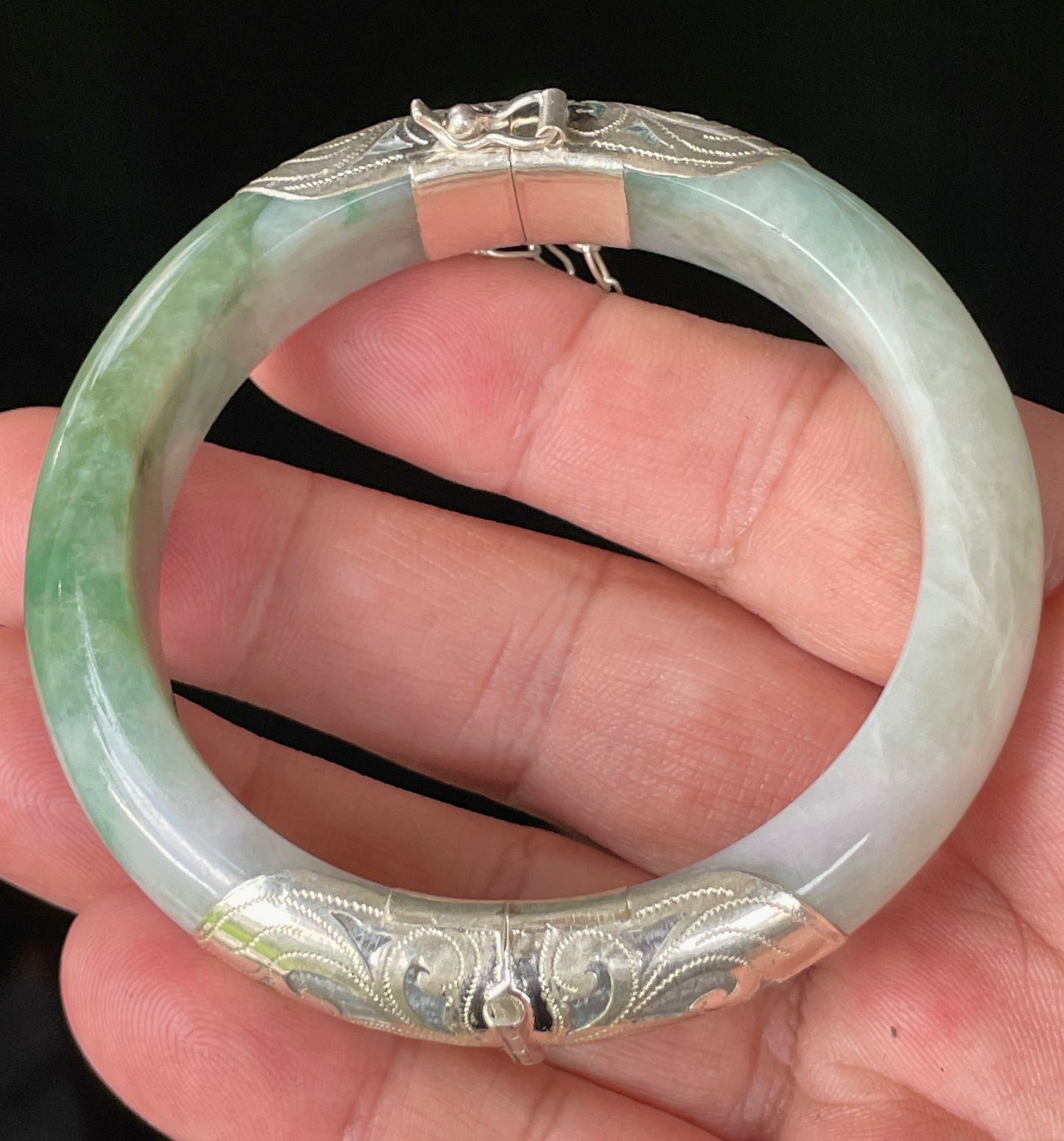 Natural Certified Burmese Jadeite Jade Bangle – Icy Apple & Blue – Adjustable Silver Clasp – 57.6mm – JB937