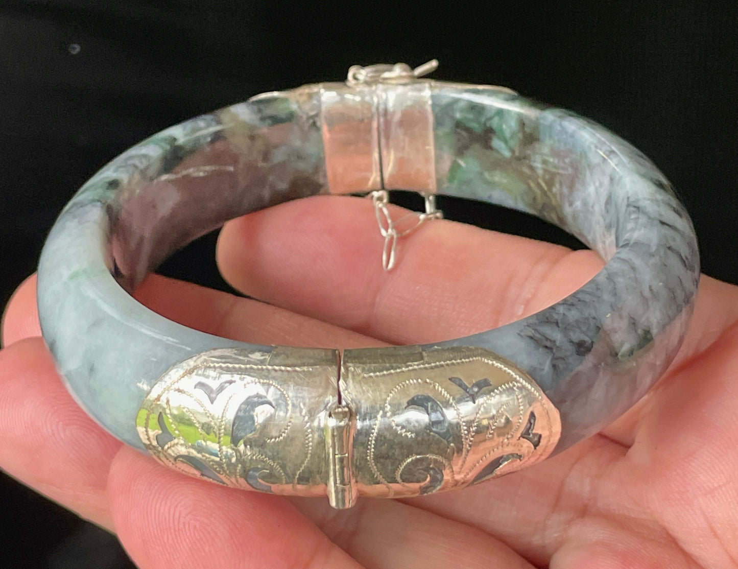 Natural Certified Burmese Jadeite Jade Bangle – Icy Black & Greyish Milky White – Adjustable Silver Clasp with Burma Ruby – 59.8mm – JB867