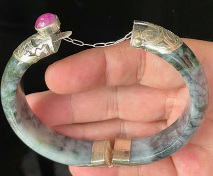 Natural Certified Burmese Jadeite Jade Bangle – Icy Black & Greyish Milky White – Adjustable Silver Clasp with Burma Ruby – 59.8mm – JB867